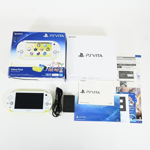 Sony vita pch 2000 - sony,